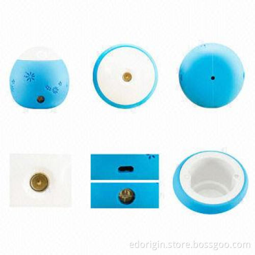Ultrasonic Humidifier with 5V Rated Voltage, 60mL Capacity, Measures 82 x 82mm